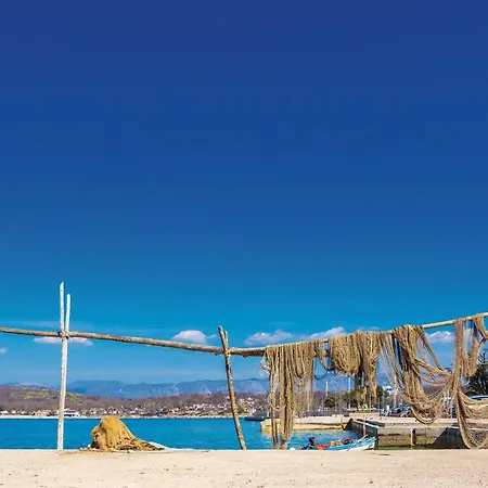 1 Bedroom Lovely In *